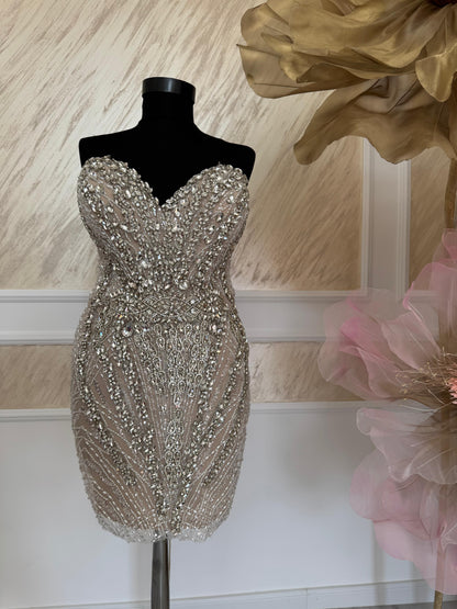 Rochie Crystal Beige – Mini Luxe cu Pietre Strălucitoare